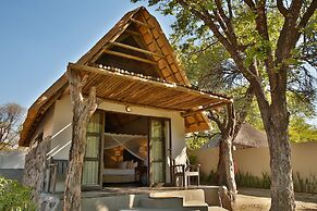 Thamalakane River Lodge