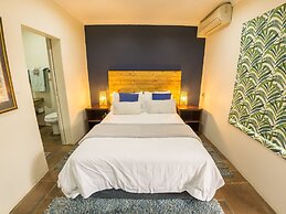 Mackaya Bella Guest House