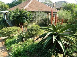 Mackaya Bella Guest House