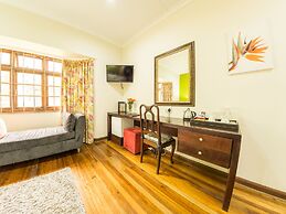 Mackaya Bella Guest House