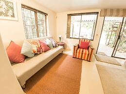 Mackaya Bella Guest House