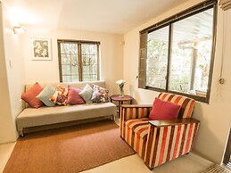 Mackaya Bella Guest House