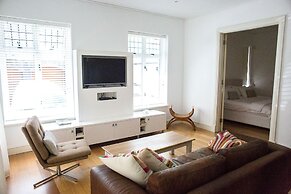 The Majestic Apartment