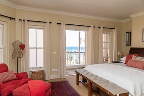 The Majestic Apartment