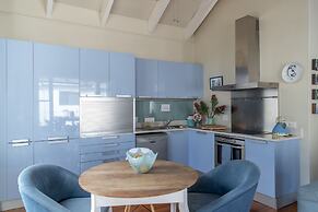 The Majestic Apartment