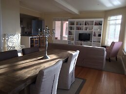 The Majestic Apartment