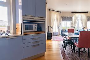 The Majestic Apartment