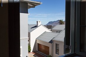 The Majestic Apartment