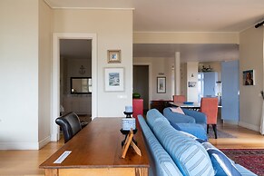 The Majestic Apartment