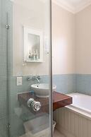 The Majestic Apartment