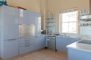 The Majestic Apartment