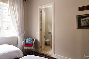 The Majestic Apartment