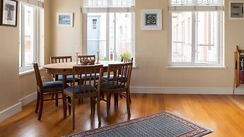 The Majestic Apartment