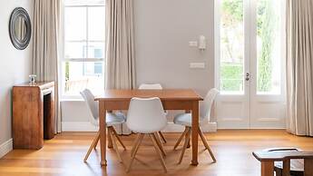 The Majestic Apartment