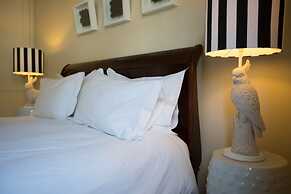 The Majestic Apartment