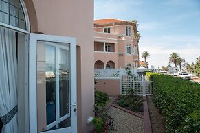 The Majestic Apartment