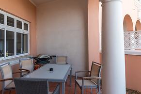 The Majestic Apartment