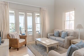 The Majestic Apartment