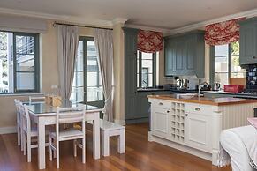 The Majestic Apartment