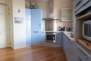 The Majestic Apartment