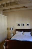 The Majestic Apartment