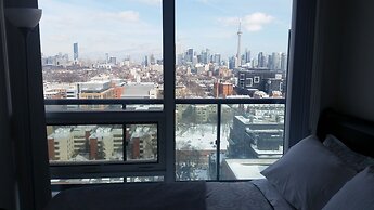 Life Suites Soho 2 Bed - 2 Bath CN Tower View