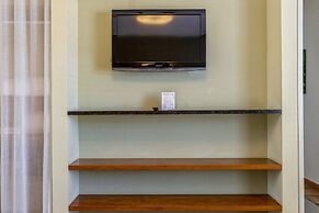 Kasa El Paseo Miami Beach