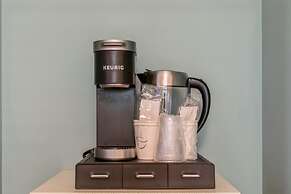 Kasa El Paseo Miami Beach