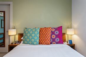 Kasa El Paseo Miami Beach