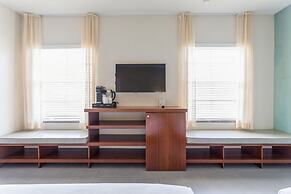 Kasa El Paseo Miami Beach