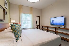 Kasa El Paseo Miami Beach