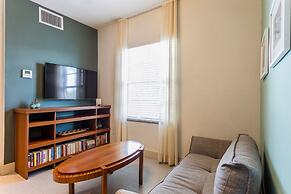 Kasa El Paseo Miami Beach