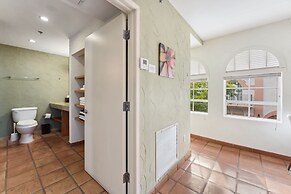 Kasa El Paseo Miami Beach