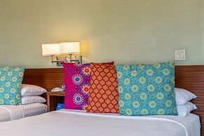 Kasa El Paseo Miami Beach