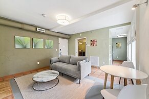 Kasa El Paseo Miami Beach