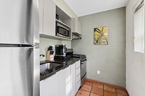 Kasa El Paseo Miami Beach