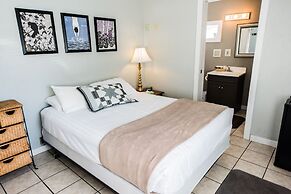 Riverwalk Inn