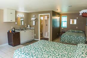 Riverwalk Inn