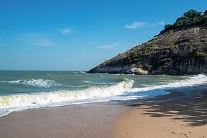 Sanae Beach Hua Hin