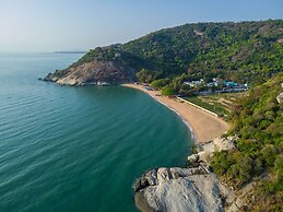 Sanae Beach Hua Hin