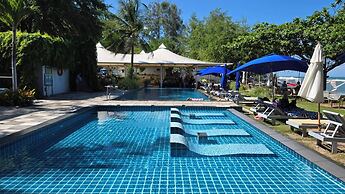 Sanae Beach Hua Hin