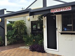 Cardwell at the Beach