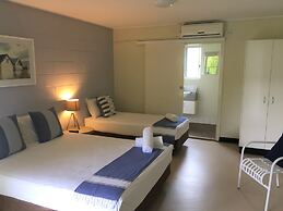 Cardwell at the Beach