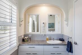 Albany Harbourside Apartments and Houses