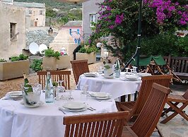 Le Vieux Moulin