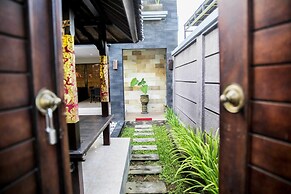 Legong Kirana Villas