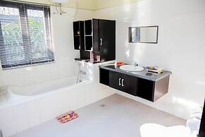 Legong Kirana Villas