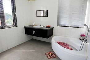 Legong Kirana Villas