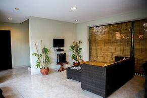 Legong Kirana Villas