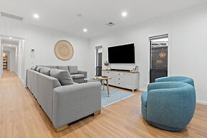 Boats And Bedzzz & Renmark River Villas